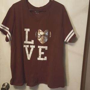 T-shirt maroon and gold  with love football plus size junior fit 2x
